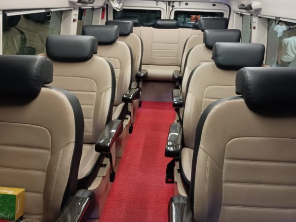  15 Seater Maharaja Tempo Traveller in Delhi